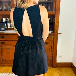 Little black dress with pockets!